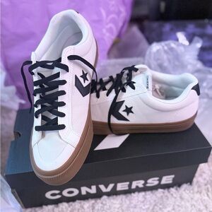 Converse Sneakers with Black Details new with box